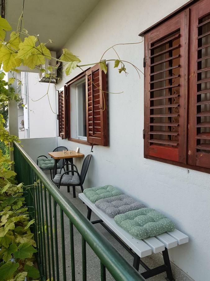 Guesthouse Jet Kastela Exterior photo